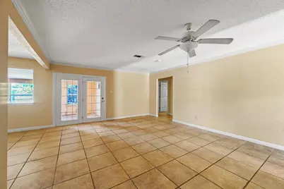 11211 Early Spring Circle, Houston, TX 77064 - Photo 6