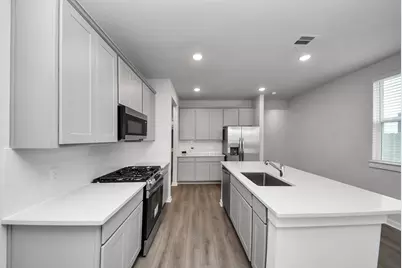 8811 Bird Branch Drive, Houston, TX 77078 - Photo 8