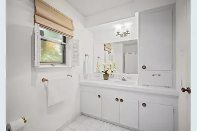 5619 Sheraton Oaks Drive, Houston, TX 77091 - Photo 14