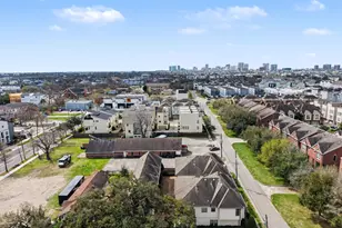 2306 Hadley St, Houston, TX 77003 - Photo 32