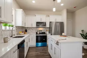 8027 Virgil St, Houston, TX 77088 - Photo 8