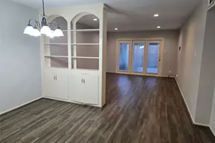12968 Trail Hollow Dr, Houston, TX 77079 - Photo 4