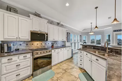 13602 Windlass Circle, Galveston, TX 77554 - Photo 10
