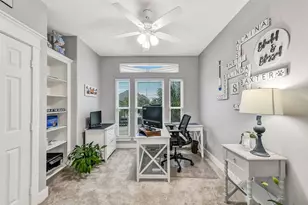 13602 Windlass Cir, Galveston, TX 77554 - Photo 18