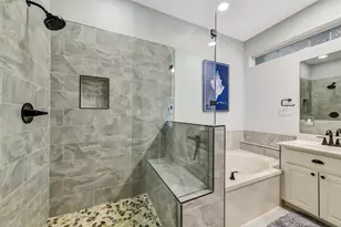 13602 Windlass Cir, Galveston, TX 77554 - Photo 24