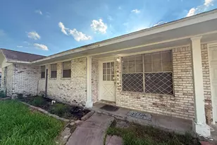 4414 Continental Dr, Houston, TX 77072 - Photo 2