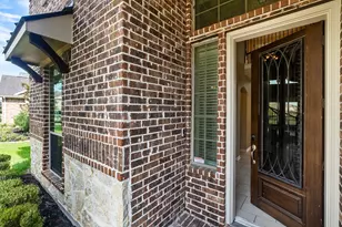 13210 Southern Orchard Ln, Rosharon, TX 77583 - Photo 2