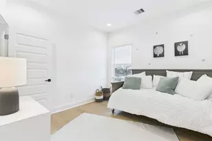 2426 Freeman St, Houston, TX 77009 - Photo 36