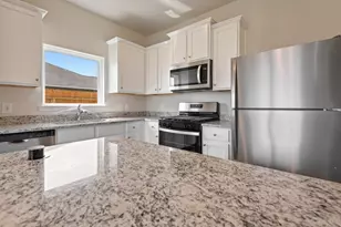 25506 Blooming Hazel Dr, Cleveland, TX 77328 - Photo 12