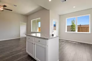 25506 Blooming Hazel Dr, Cleveland, TX 77328 - Photo 10