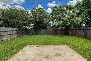 503 Willow W Dr, Houston, TX 77073 - Photo 22