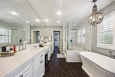 2220 Fulham Court, Houston, TX 77063 - Photo 10