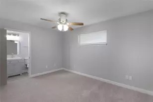 9827 Shive Dr, Houston, TX 77078 - Photo 6