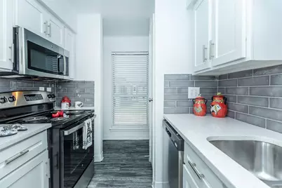 1111 W Main Street #701, League City, TX 77573 - Photo 42