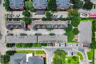 2930 Brompton Square Dr, Houston, TX 77025 - Photo 4