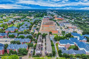 2930 Brompton Square Dr, Houston, TX 77025 - Photo 8