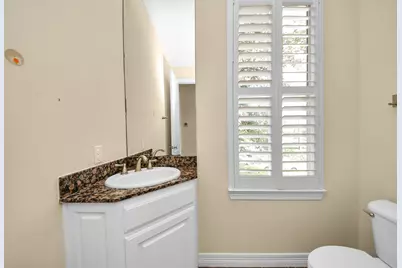 2930 Brompton Square Drive, Houston, TX 77025 - Photo 32