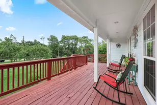 1003 S Country Club Dr, La Porte, TX 77571 - Photo 34