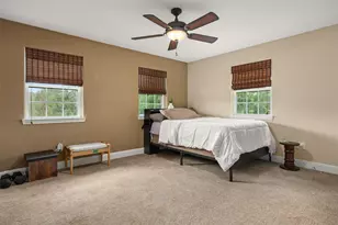 1003 S Country Club Dr, La Porte, TX 77571 - Photo 32
