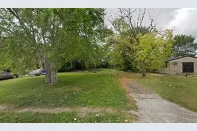 5710 Lyndhurst Drive, Houston, TX 77033 - Photo 1