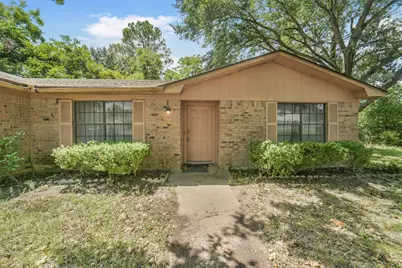 321 Johnson Street, Brenham, TX 77833 - Photo 6