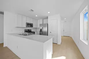 21235 Fieni Dr, New Caney, TX 77357 - Photo 6