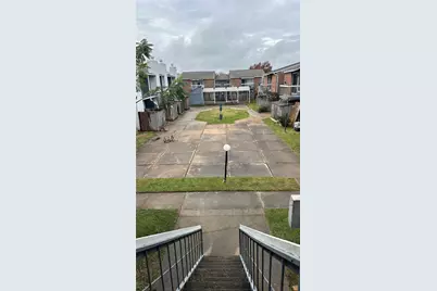 9550 Deering Drive #208, Houston, TX 77036 - Photo 8