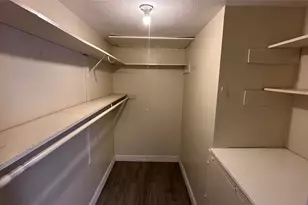 9550 Deering Dr, Houston, TX 77036 - Photo 10