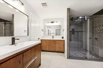 6426 E Linpar Court, Houston, TX 77040 - Photo 14