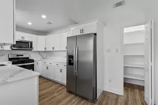9238 Friendship Rd, Houston, TX 77080 - Photo 12