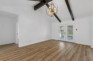 9238 Friendship Rd, Houston, TX 77080 - Photo 10