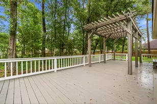 2407 Carriage Ridge Ln, Conroe, TX 77384 - Photo 32