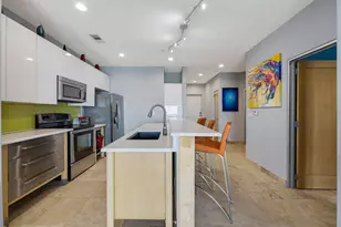 9420 Seawall Blvd, Galveston, TX 77554 - Photo 8