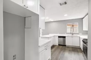 3215 Falling Brook Dr, Kingwood, TX 77345 - Photo 10