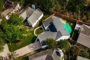 46 N Autumnwood Way, The Woodlands, TX 77380 - Photo 32