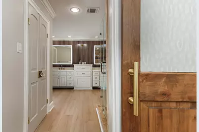 46 N Autumnwood Way, The Woodlands, TX 77380 - Photo 18