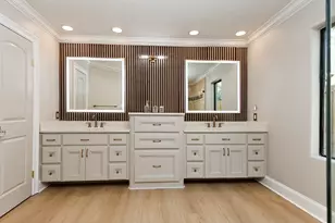 46 N Autumnwood Way, The Woodlands, TX 77380 - Photo 20