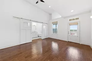 930 Dunbar St, Houston, TX 77009 - Photo 32