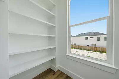 8902 Knoll Leaf Drive, Houston, TX 77080 - Photo 24