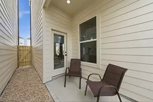 8902 Knoll Leaf Dr, Houston, TX 77080 - Photo 28