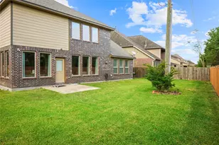 12608 Floral Park Ln, Pearland, TX 77584 - Photo 4