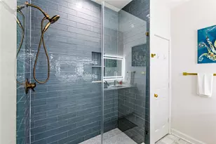 4028 Surf Dr, Galveston, TX 77554 - Photo 32