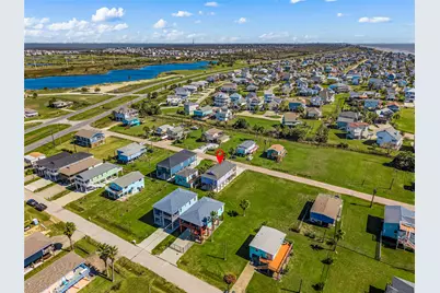 4028 Surf Drive, Galveston, TX 77554 - Photo 12