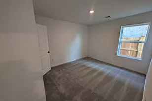 1539 Gentle Wind Ct, Angleton, TX 77515 - Photo 12