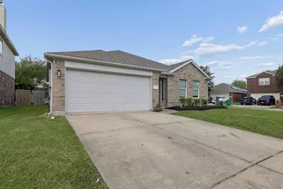 4543 Noble Court, Baytown, TX 77521 - Photo 1