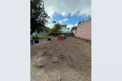 2509 Avenue L Rear, Galveston, TX 77550 - Photo 2