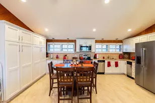 1417 8th St, Dickinson, TX 77539 - Photo 10