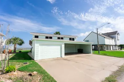 1417 8th Street, Dickinson, TX 77539 - Photo 2