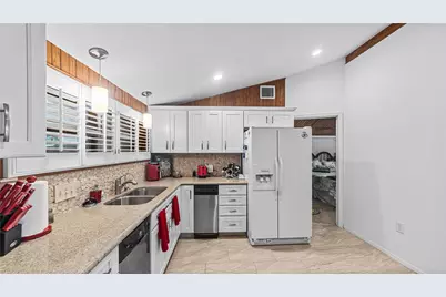 1417 8th Street, Dickinson, TX 77539 - Photo 16