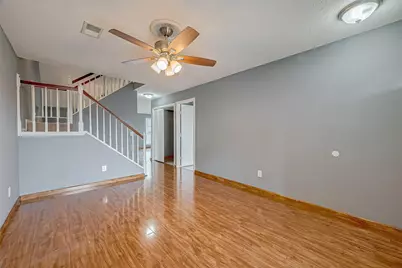 9905 Brookview Drive, La Porte, TX 77571 - Photo 6